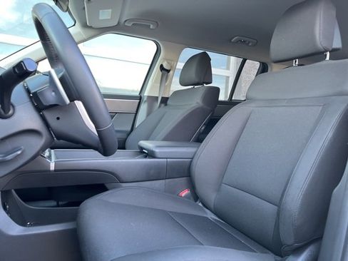 Used 2025 Hyundai Santa Fe SE image 20