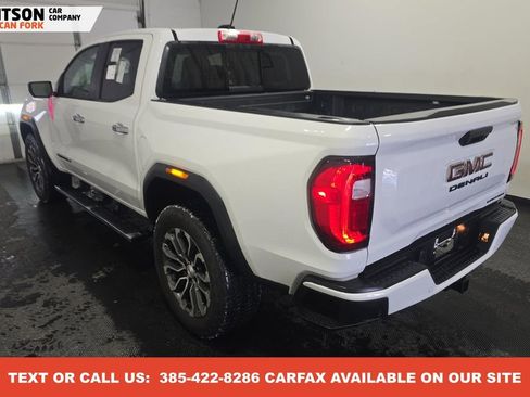 Used 2023 GMC Canyon Denali image 9
