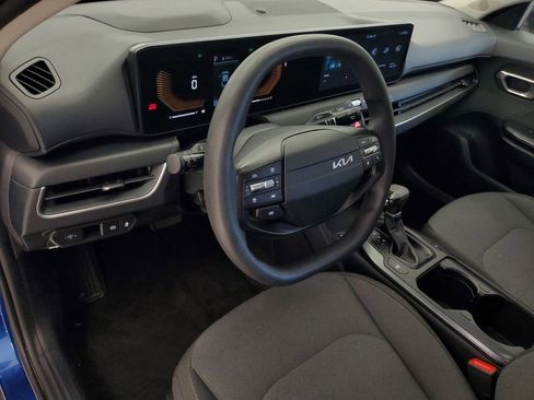 Used 2025 Kia K4 FWD image 12
