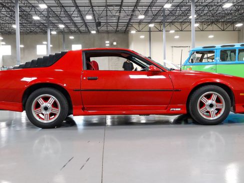 Used 1991 Chevrolet Camaro RS RWD image 24