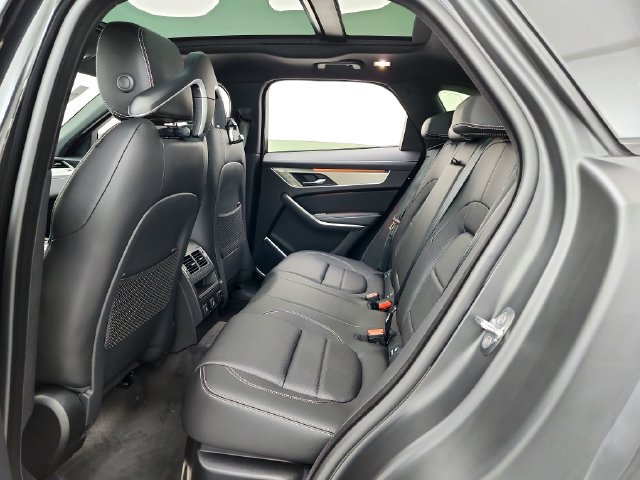 New 2026 Jaguar F-PACE R-Dynamic S AWD/4WD image 28