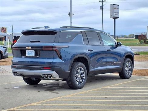 New 2026 Chevrolet Traverse LT w/ Driver Confidence Package image 22