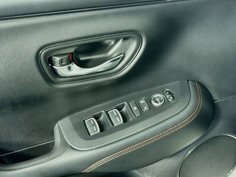 Used 2024 Honda HR-V Sport image 15