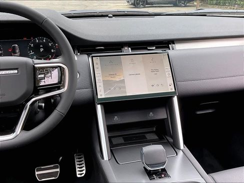 New 2026 Land Rover Discovery Sport Landmark AWD/4WD image 9