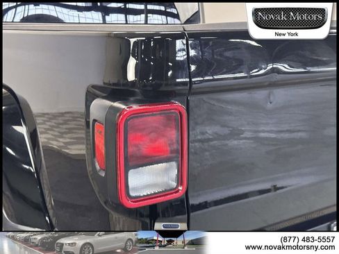 Used 2021 Jeep Gladiator Overland image 8