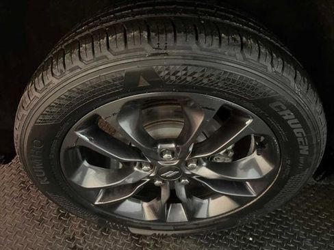 Certified 2022 Dodge Durango R/T w/ Blacktop Package AWD/4WD image 13