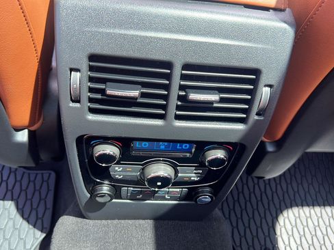 Used 2018 Jaguar F-PACE Portfolio AWD/4WD image 30