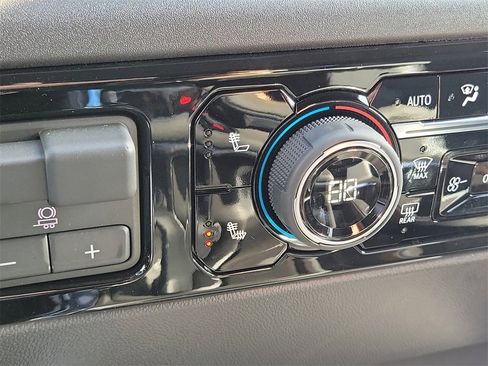 New 2026 Chevrolet Silverado 1500 RST w/ Z71 Off-Road Package image 11