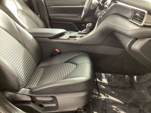 Used 2023 Toyota Camry SE AWD/4WD image 23