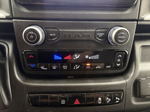 Used 2024 RAM ProMaster 2500 w/ Quick Order Package 22G SLT FWD image 16