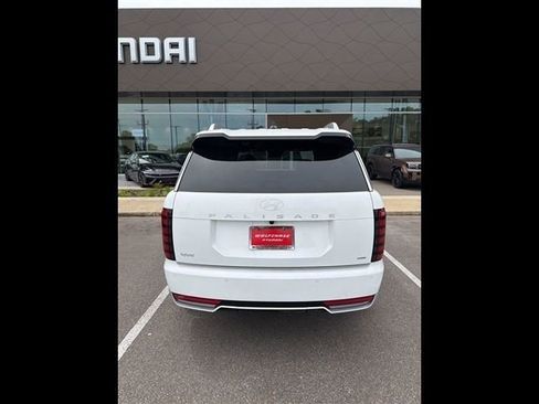 Used 2026 Hyundai Palisade Calligraphy AWD/4WD image 5