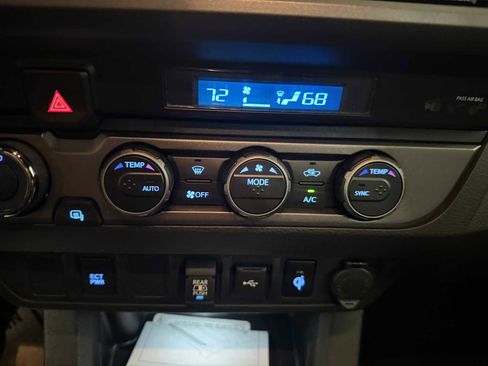 Certified 2023 Toyota Tacoma TRD Sport image 33