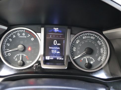 Used 2023 Toyota Tacoma SR5 w/ Technology Package AWD/4WD image 29