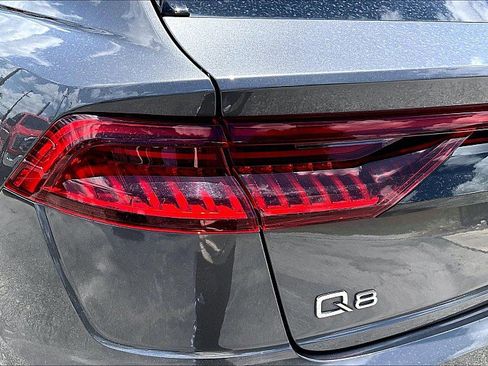 Used 2019 Audi Q8 Premium Plus w/ Premium Plus AWD/4WD image 25