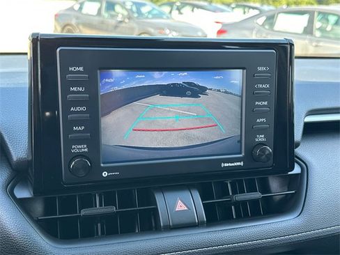 Certified 2022 Toyota RAV4 LE image 25