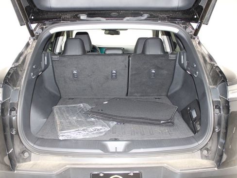 Used 2025 Nissan Murano SL AWD/4WD image 13