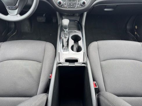 Used 2024 Chevrolet Malibu LT image 16