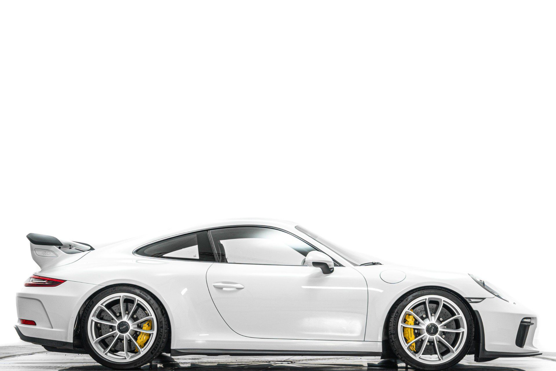 Used 2018 Porsche 911 GT3 RWD image 2