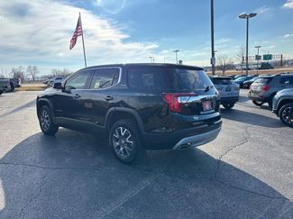 Certified 2022 GMC Acadia SLE video 3