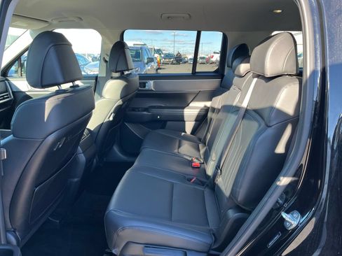 Used 2025 Hyundai Santa Fe SEL FWD image 26