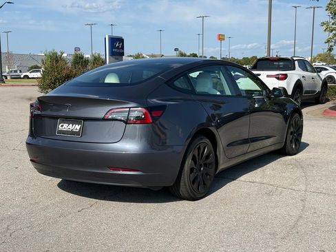 Used 2023 Tesla Model 3 Standard Range RWD image 7
