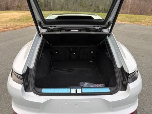 New 2026 Porsche Panamera 4 image 17