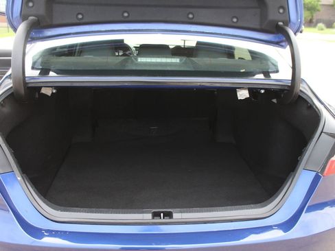 Used 2018 Toyota Camry LE FWD image 24