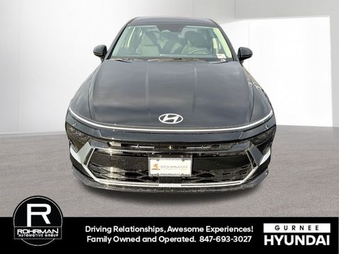 New 2026 Hyundai Sonata SEL FWD image 3