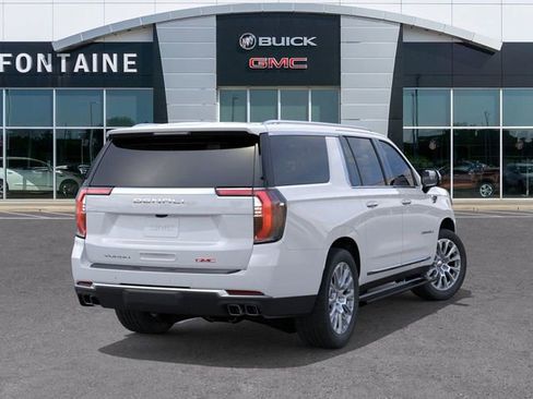 New 2026 GMC Yukon XL Denali w/ Sun & Power Step Package AWD/4WD image 4