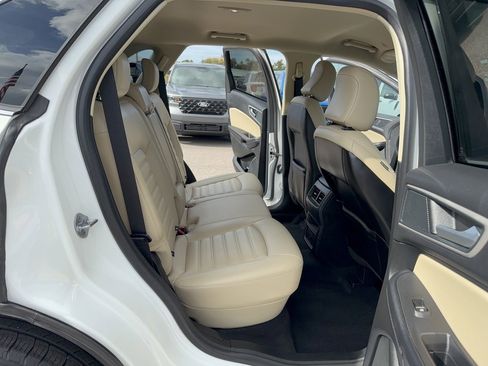 Certified 2024 Ford Edge SEL image 15