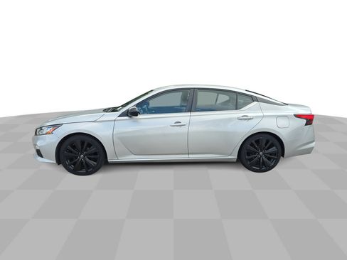 Used 2020 Nissan Altima 2.5 SR FWD image 5