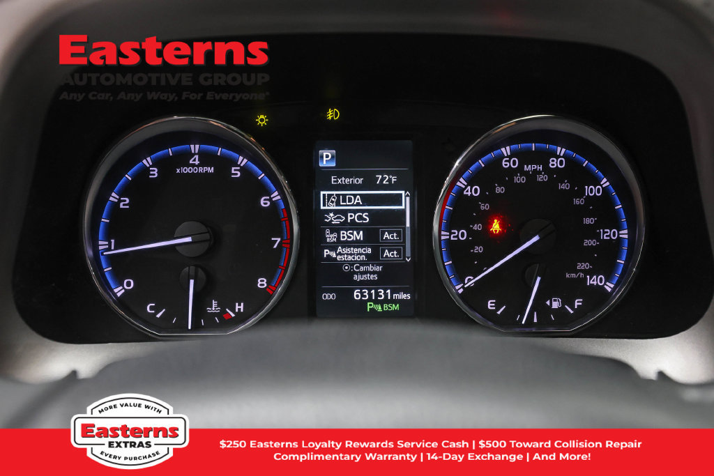Used 2016 Toyota RAV4 XLE w/ Convenience Package AWD/4WD image 19