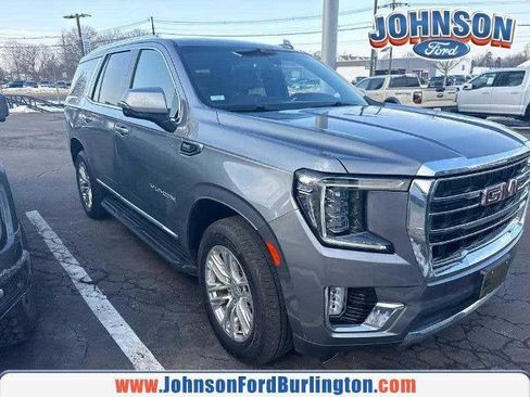Used 2021 GMC Yukon SLT w/ SLT Premium Package image 1