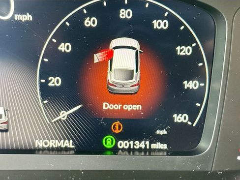 Used 2025 Acura Integra FWD image 16