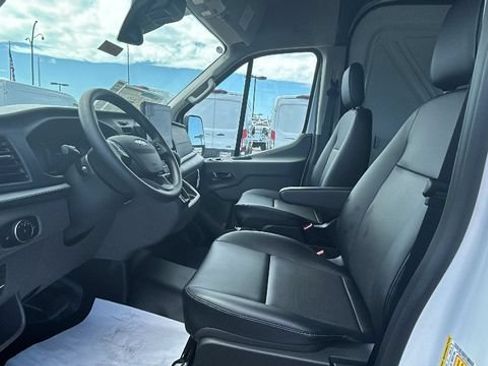 New 2026 Ford Transit 250 148 Medium Roof RWD image 17