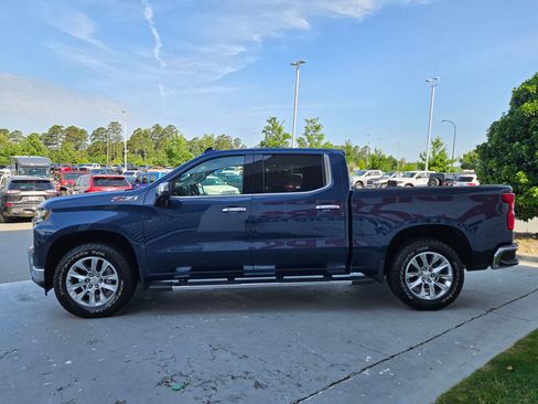 Used 2021 Chevrolet Silverado 1500 LTZ w/ LTZ Premium Package AWD/4WD image 4