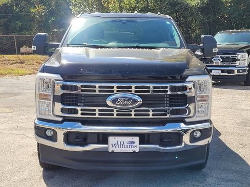 New 2026 Ford F350 XLT w/ FX4 Off-Road Package AWD/4WD image 2
