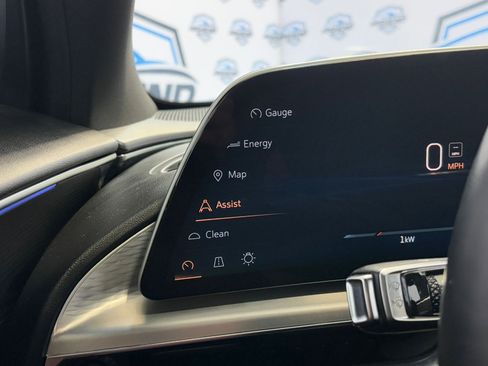 Used 2024 Cadillac Lyriq Sport image 39