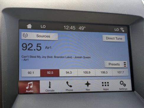 Used 2017 Ford Edge Titanium w/ Equipment Group 302A image 13