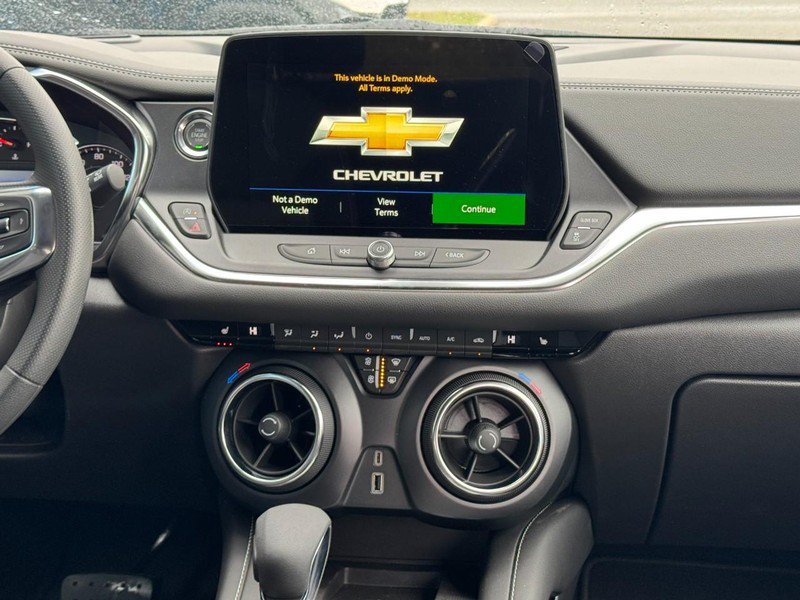 New 2026 Chevrolet Blazer LT w/ Convenience Package FWD image 28