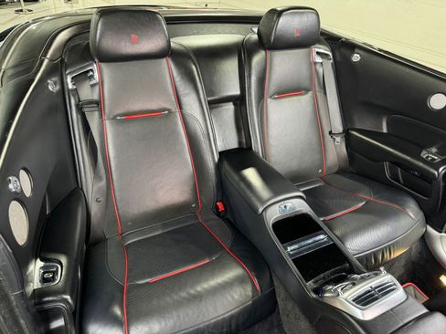 Used 2017 Rolls-Royce Dawn image 20
