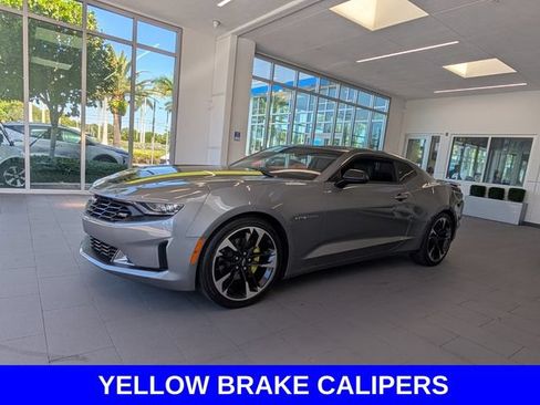 Certified 2021 Chevrolet Camaro LT RWD image 3