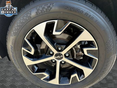 Certified 2024 Kia Sportage EX AWD/4WD image 20