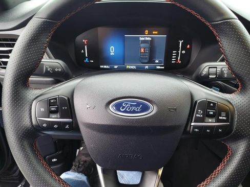 Used 2024 Ford Escape ST-Line image 20