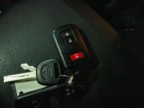 Used 2023 Toyota Tacoma 4x4 Double Cab w/ Trail Edition image 21