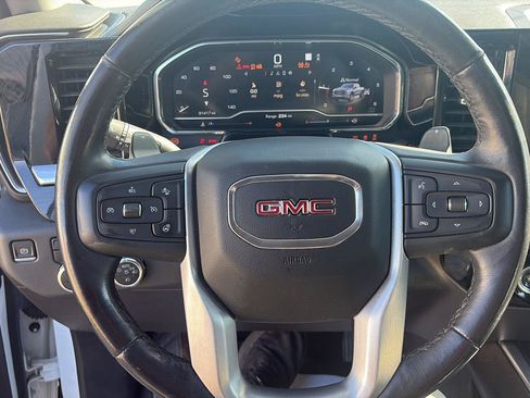 Used 2023 GMC Sierra 1500 SLT w/ SLT Convenience Package AWD/4WD image 7