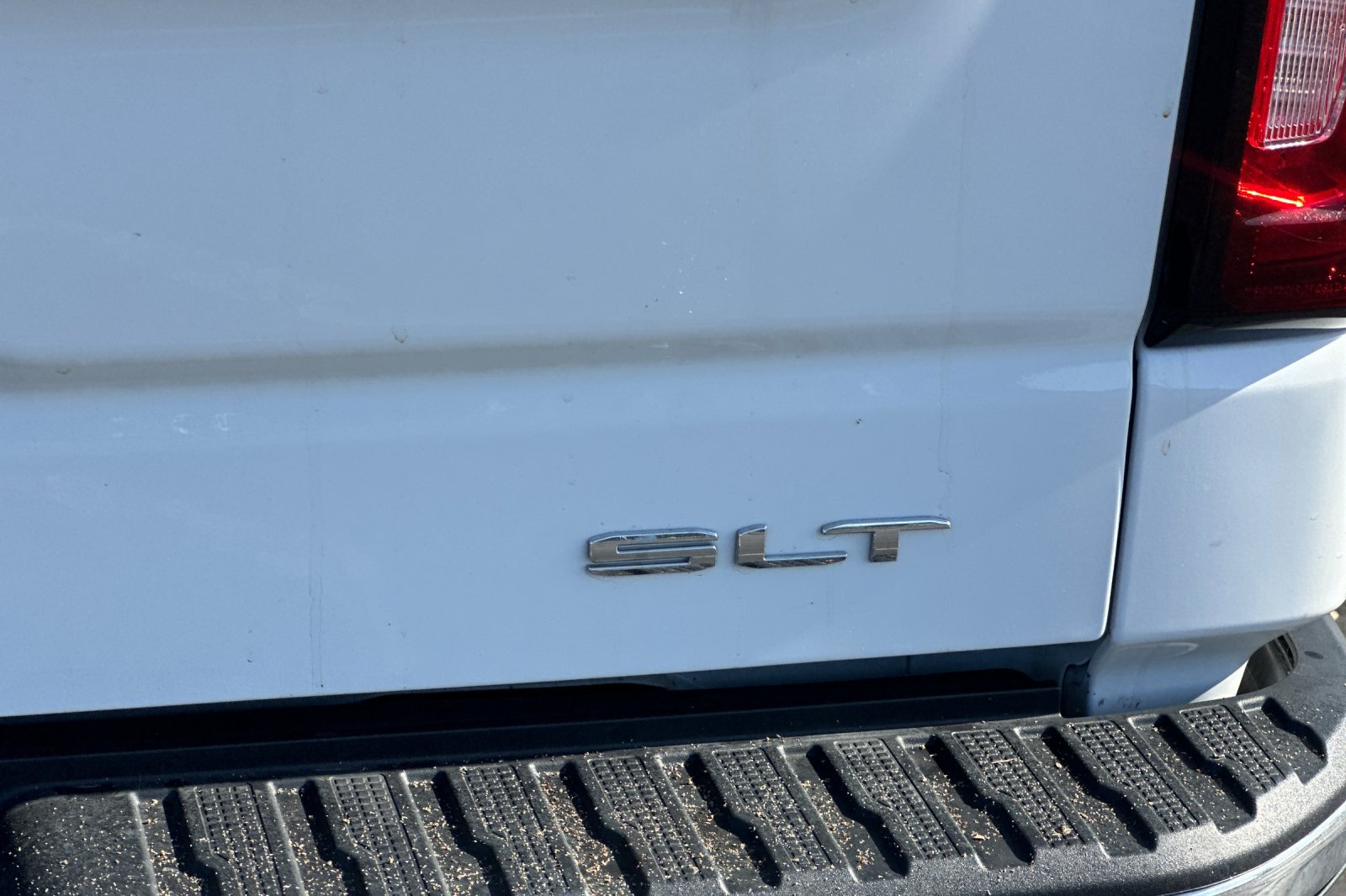 Used 2025 GMC Sierra 1500 SLT AWD/4WD image 49