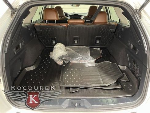 Used 2020 Subaru Outback Touring w/ Popular Package #2 image 25