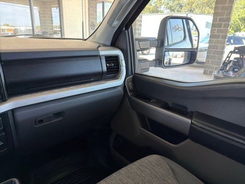 Used 2024 Ford F350 XLT w/ FX4 Off-Road Package AWD/4WD image 17