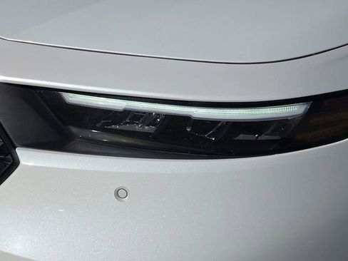 Used 2025 Honda Accord Touring image 7